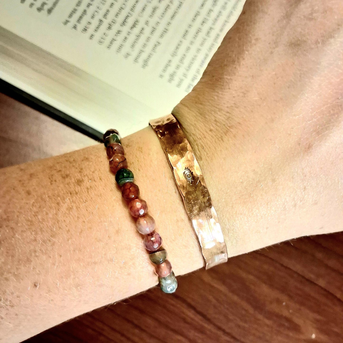 Gorgeous Handmade Stretchy Elephant Wrist Bracelet With Dragon Stone Agate Beads