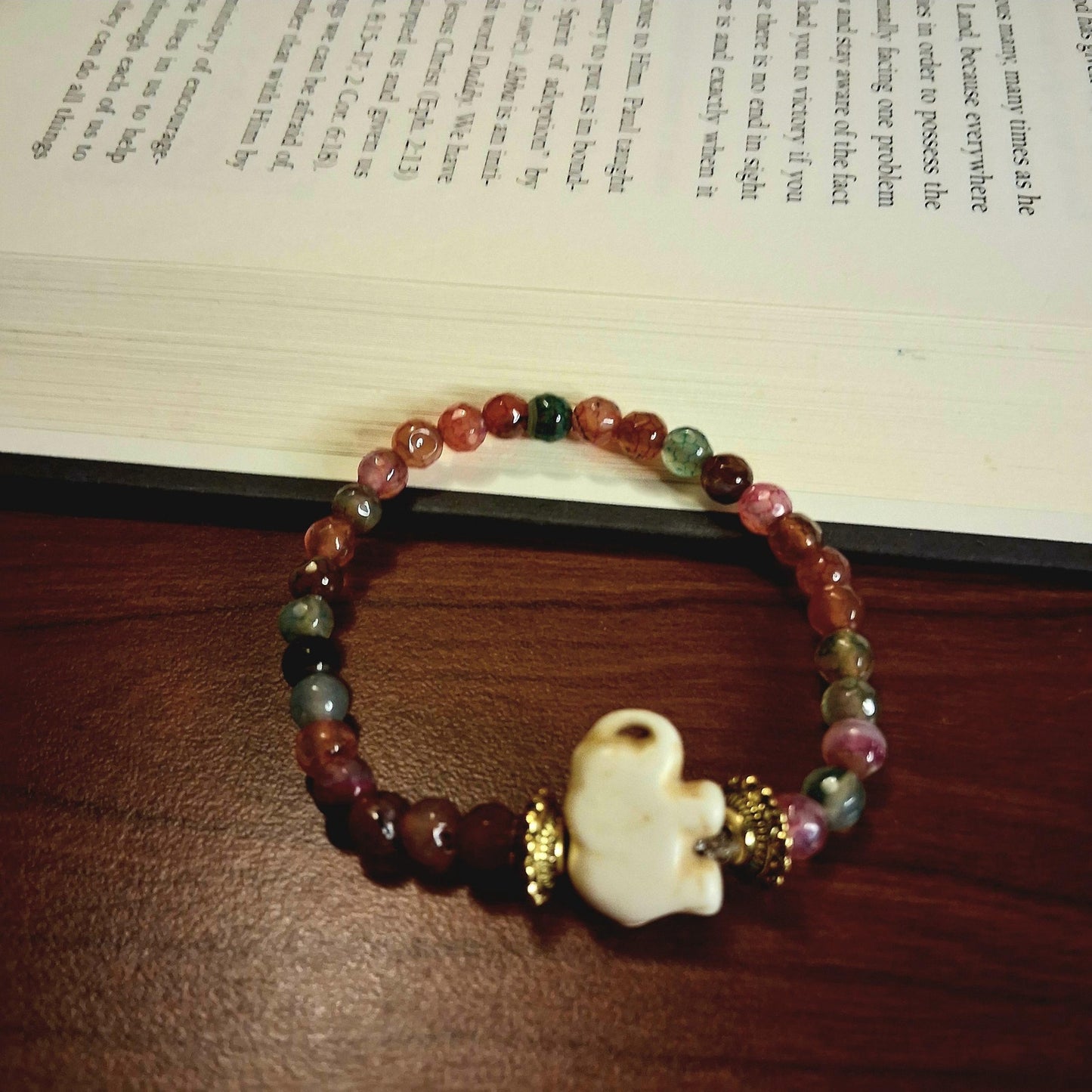 Gorgeous Handmade Stretchy Elephant Wrist Bracelet With Dragon Stone Agate Beads