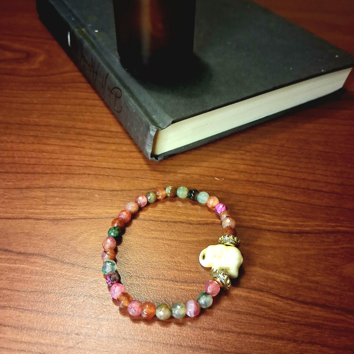 Gorgeous Handmade Stretchy Elephant Wrist Bracelet With Dragon Stone Agate Beads