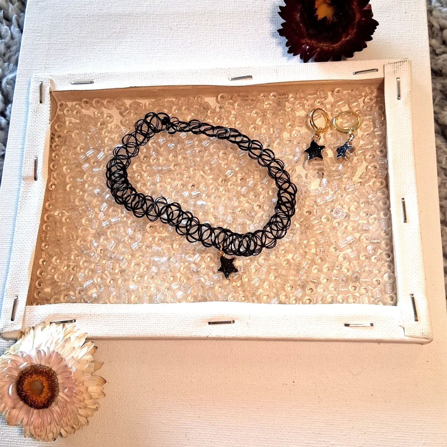 Black Star Celestial Elastic Chocker Necklace And Earring Set Gold