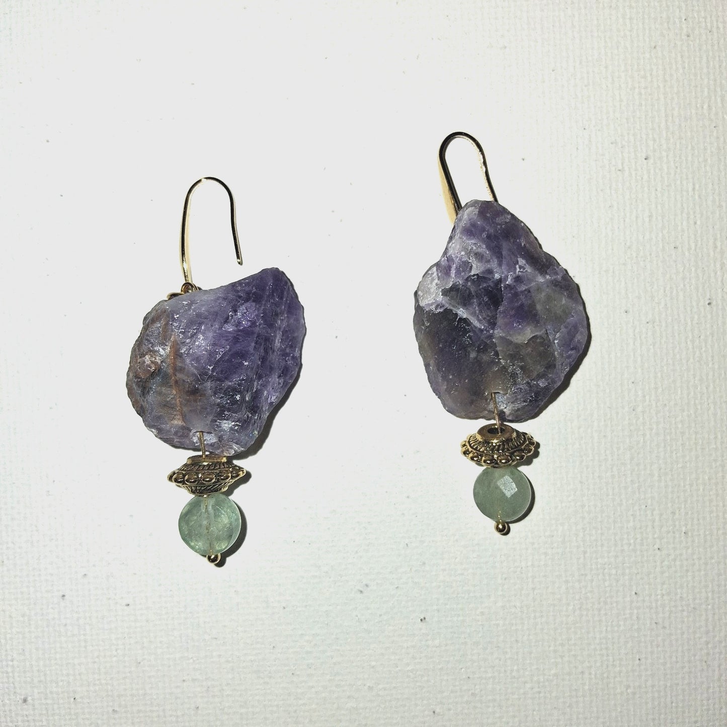 Amethyst STONE jewlery With Flourite Accent Beads Gold Tone Dangle